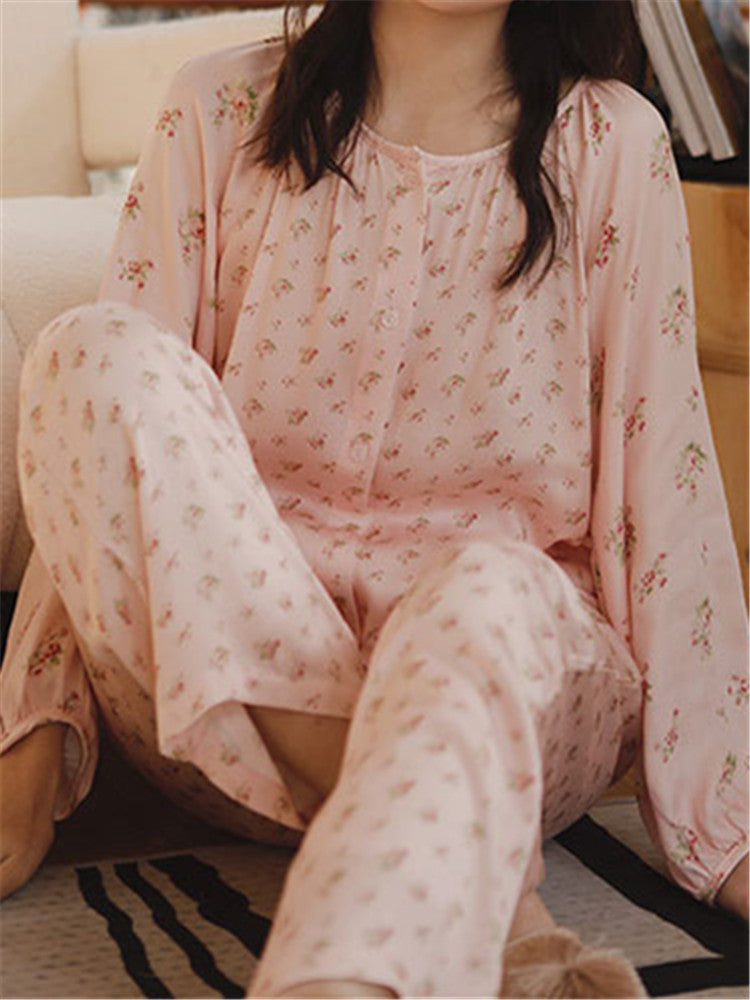 Timeless Vintage Style Garment