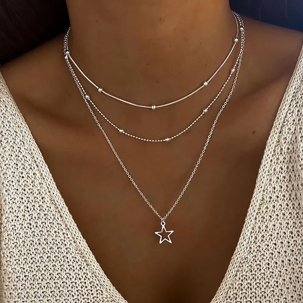 Star Necklace in Silver